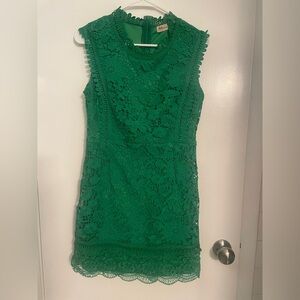Green Lace Sleeveless Dress